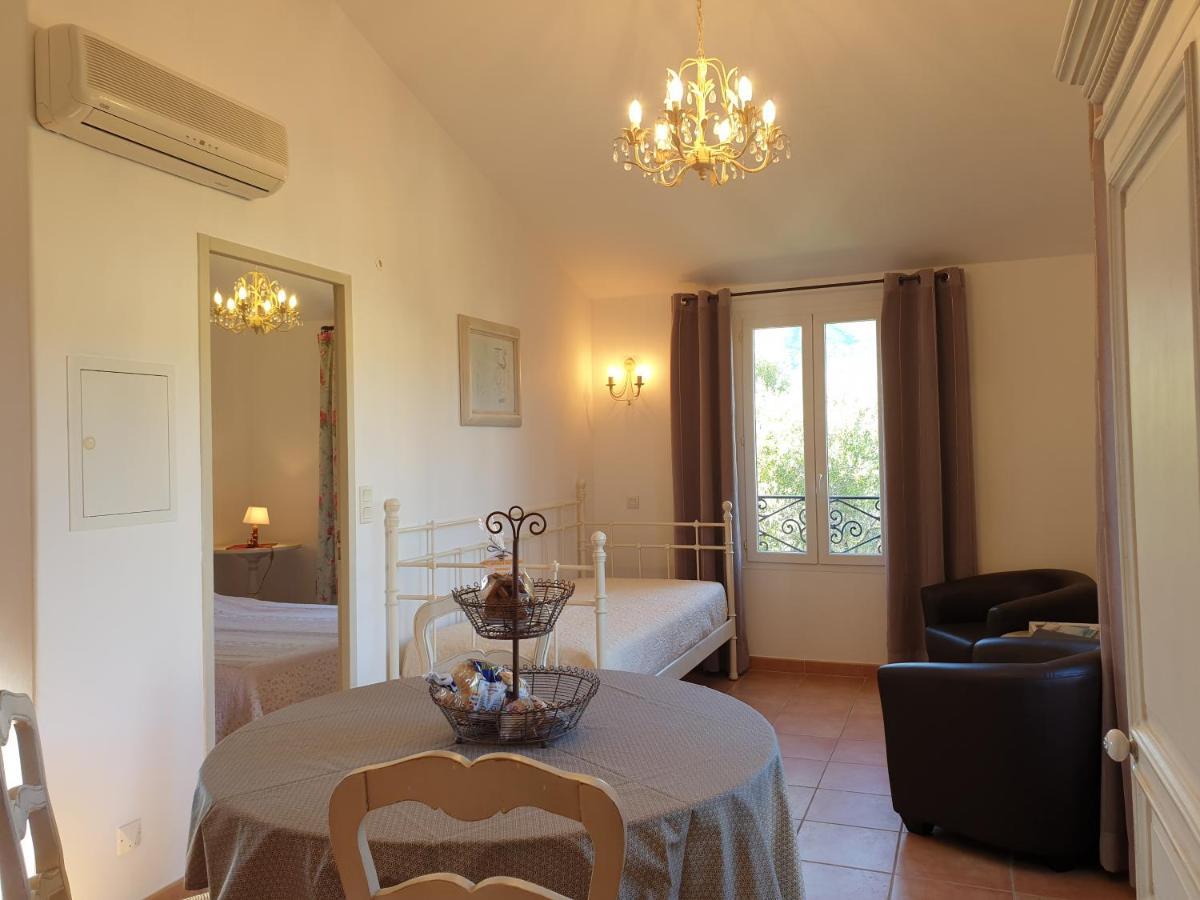 Residence A Merula Calvi  Buitenkant foto