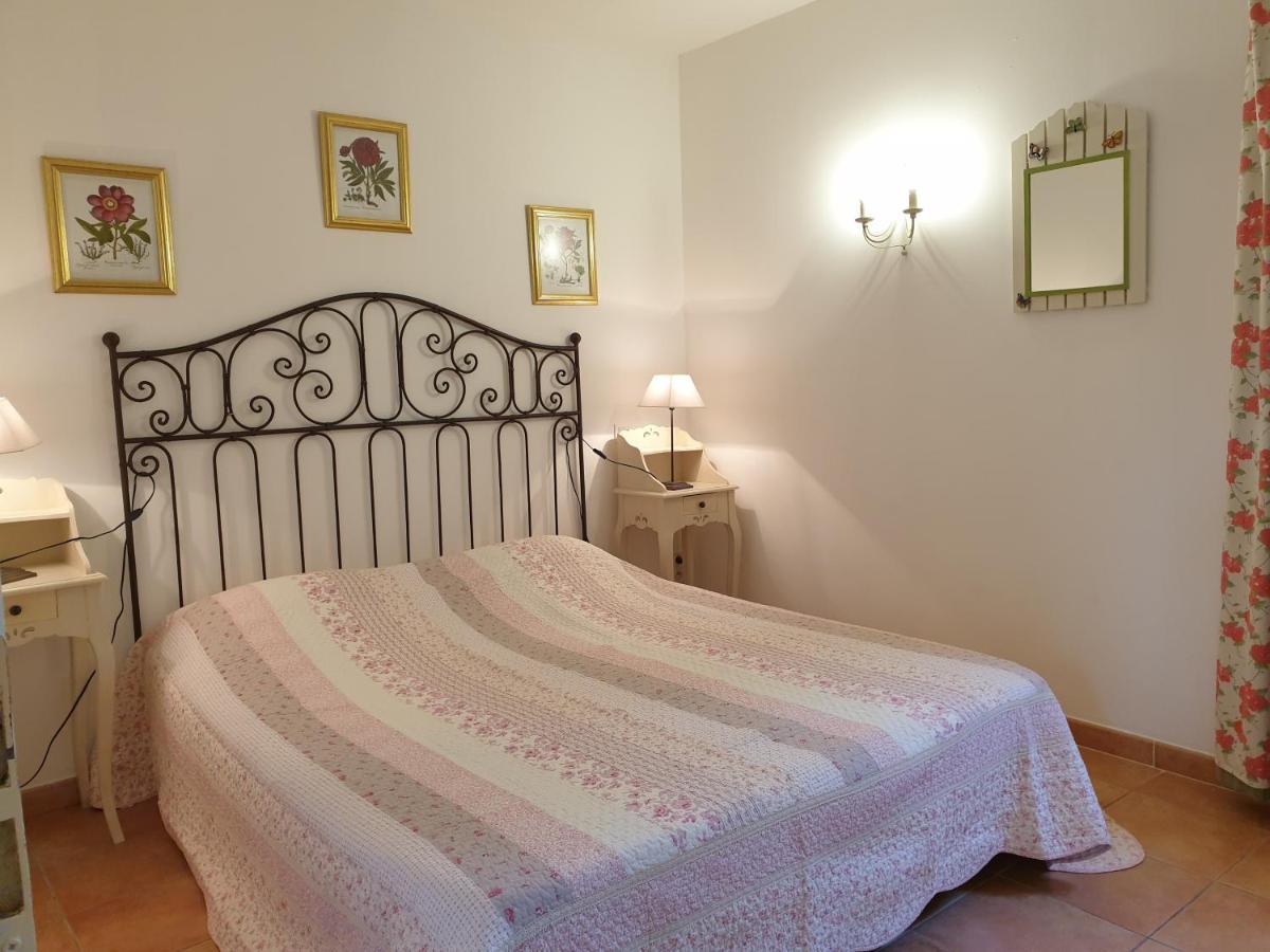 Residence A Merula Calvi  Buitenkant foto
