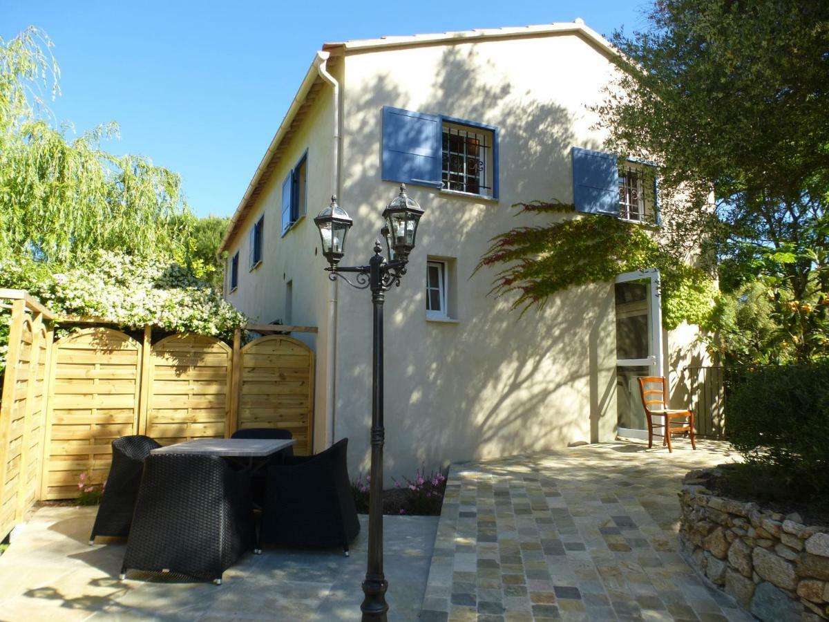 Residence A Merula Calvi  Buitenkant foto
