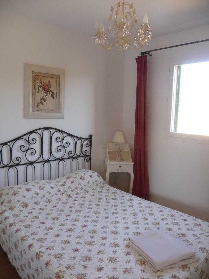 Residence A Merula Calvi  Buitenkant foto