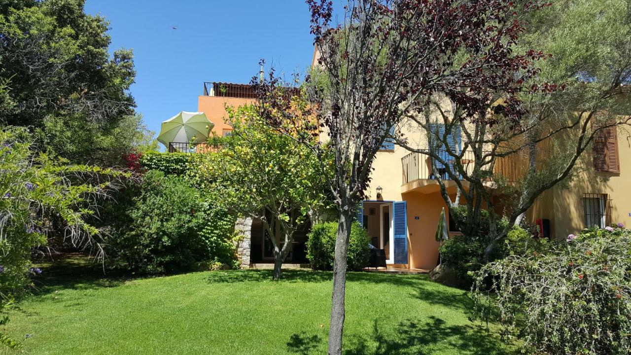 Residence A Merula Calvi  Buitenkant foto