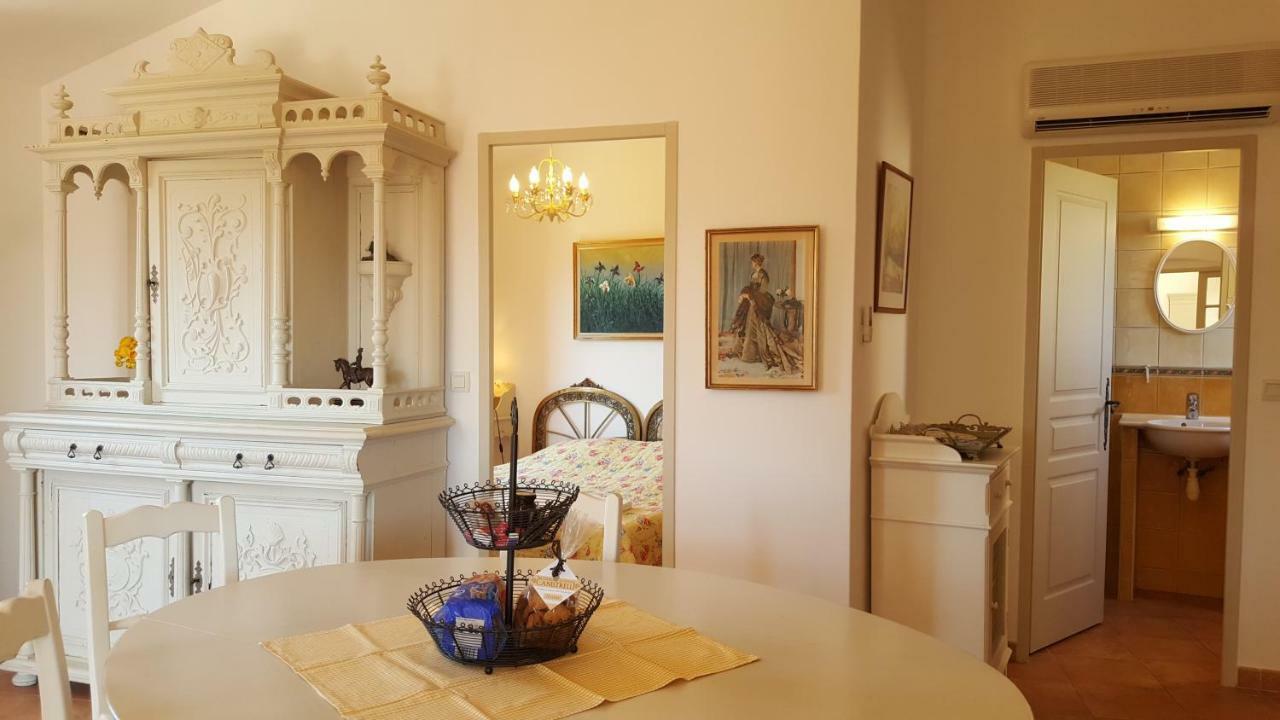 Residence A Merula Calvi  Buitenkant foto