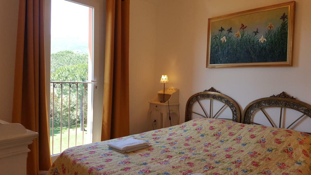 Residence A Merula Calvi  Buitenkant foto